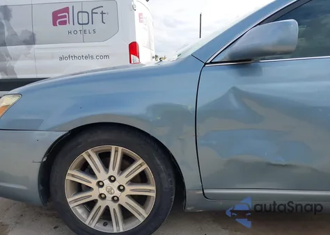 2005 Toyota Avalon Limited из США, поврежденный, VIN 4T1BK36B15U022002